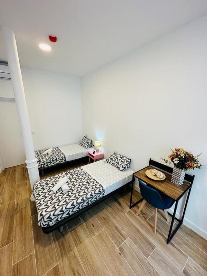 Hostel Costa-Luz Bejar 28-30 Huelva Exterior photo