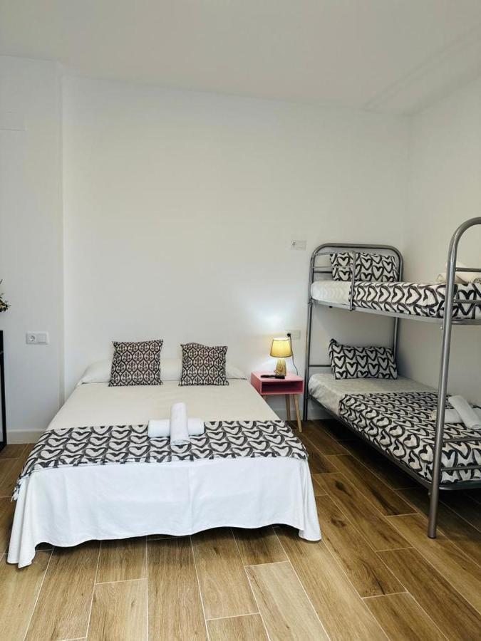 Hostel Costa-Luz Bejar 28-30 Huelva Exterior photo